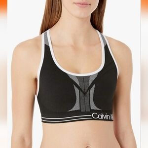 Calvin Klein Performance Women's Medium Impact Reversible Sports Bra size S